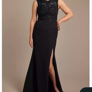 Black Embroidered Lace Bodice Maxi Dress with Front Slit